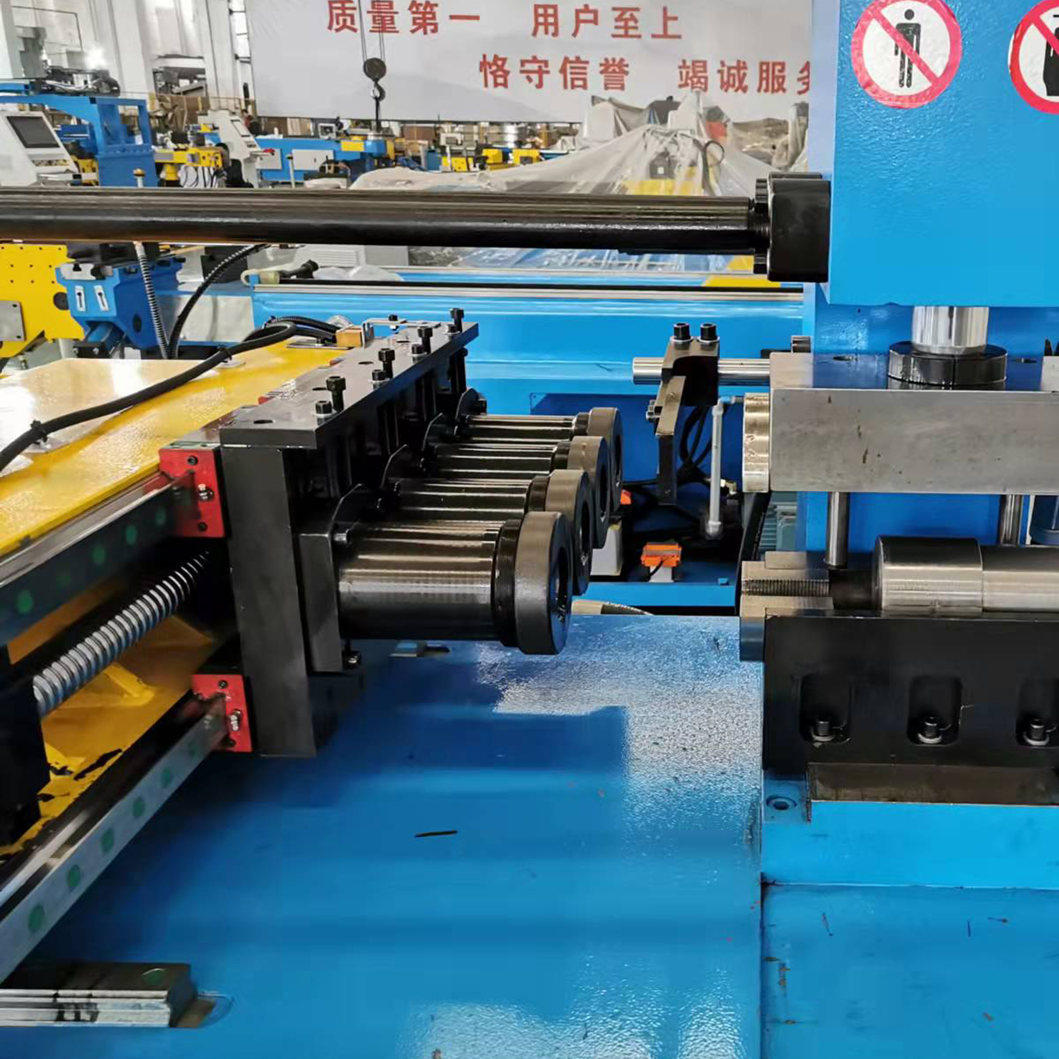 TM100CNC pipe end forming machine