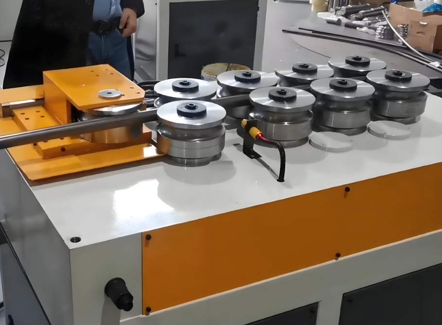 rounding machine pipe molding