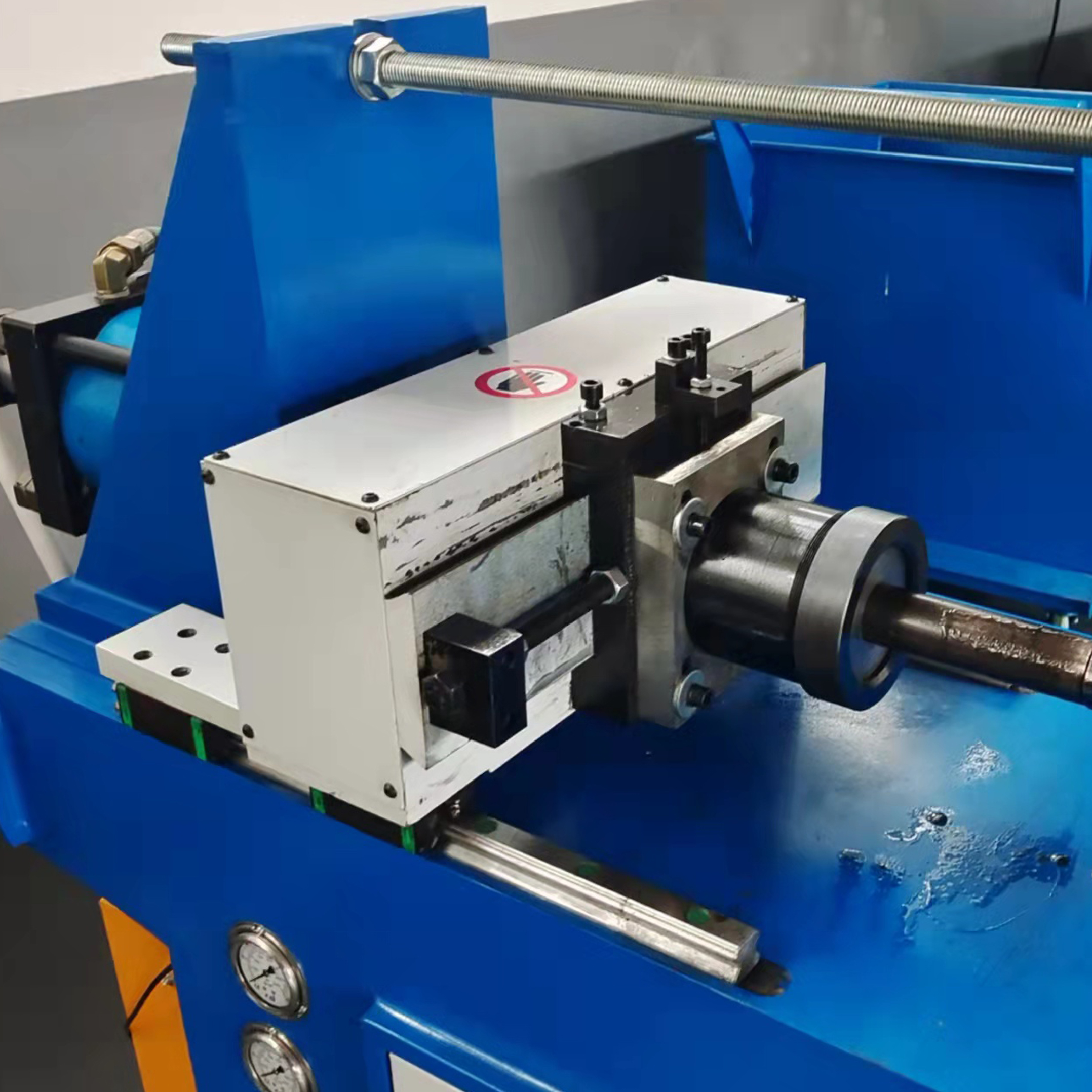 TM80CNC pipe end forming machine