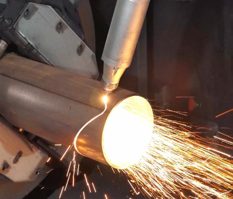 laser metal cutting machine(1)