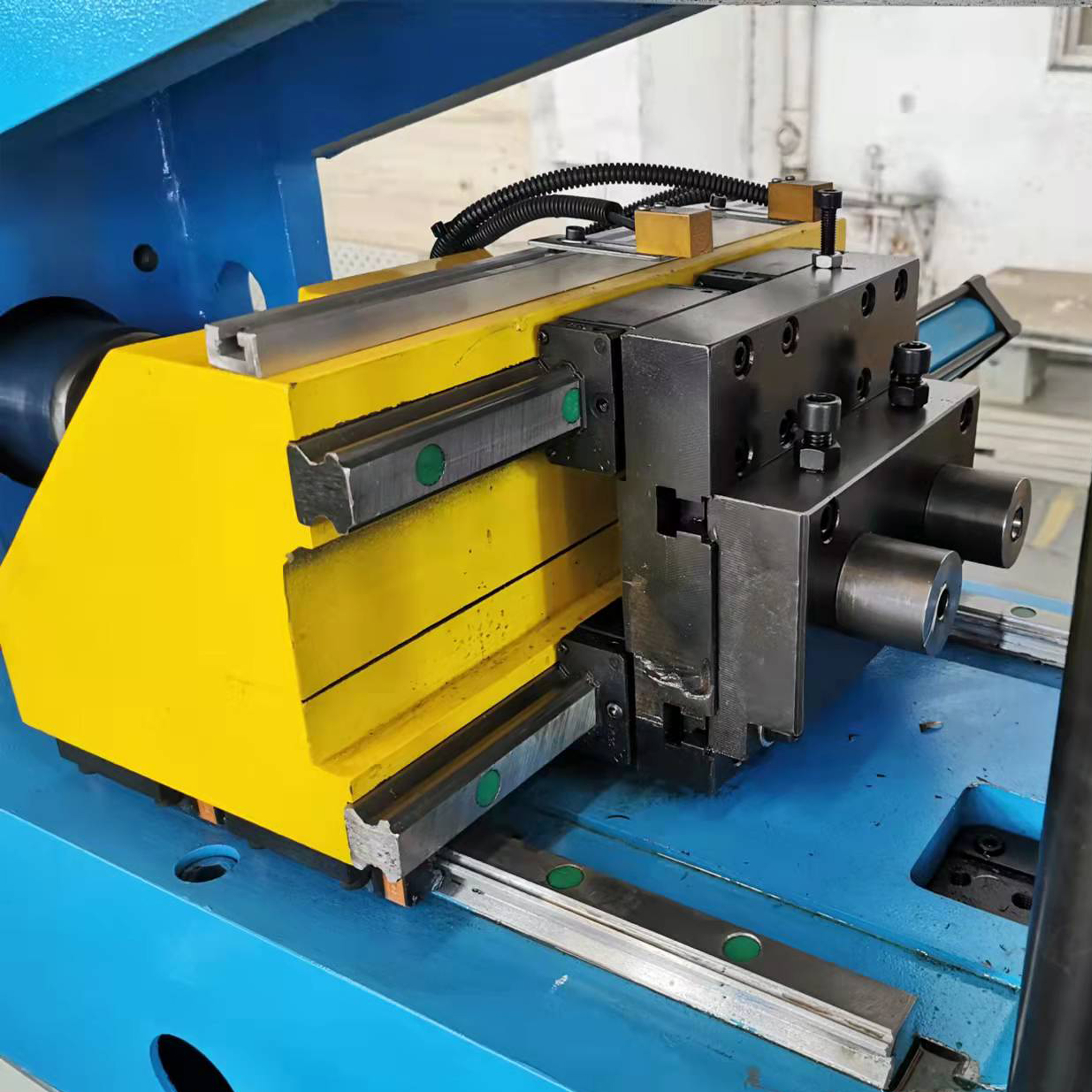 TM60 CNC tube end forming machine 