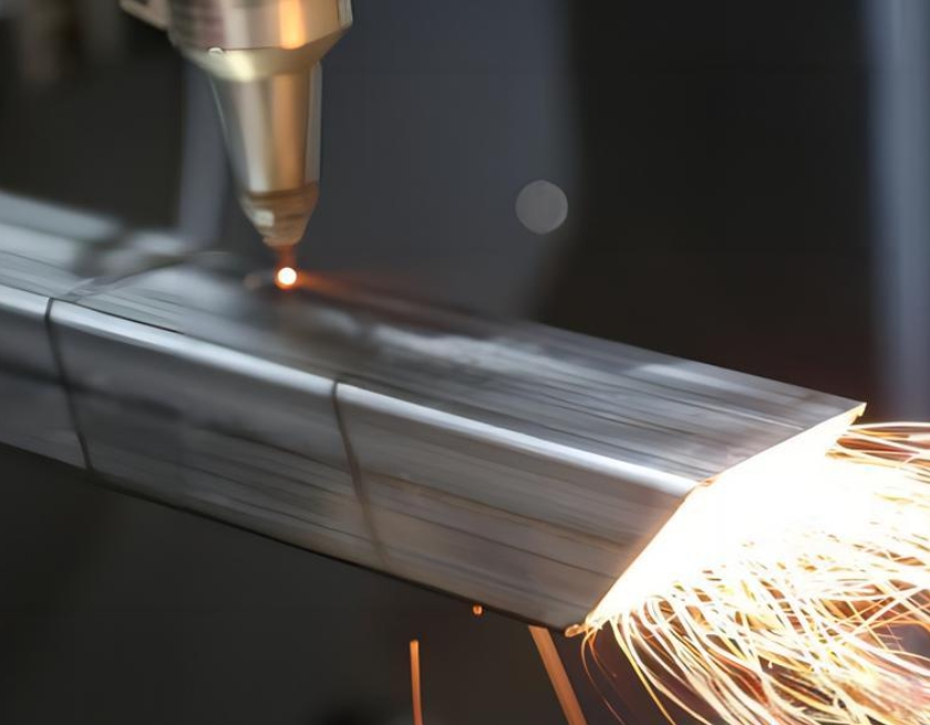 Fiber Laser Pipe Cutting Machine
